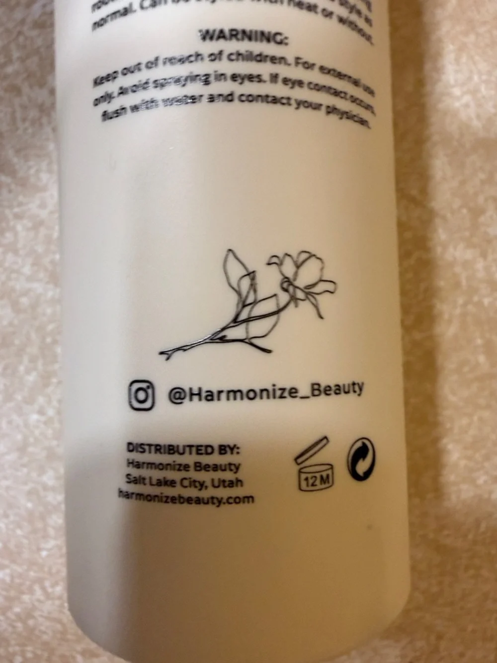 Harmonize Beauty -Defend and Detangle - Beige/Off-White 146 ML 4.9 fl oz